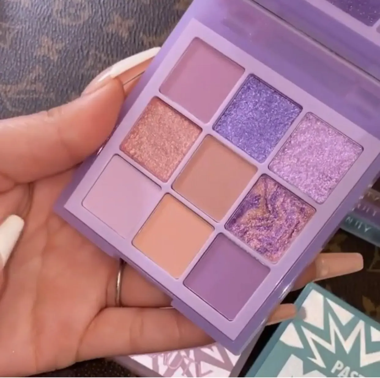 Huda Beauty Pastels Obsessions Palettes