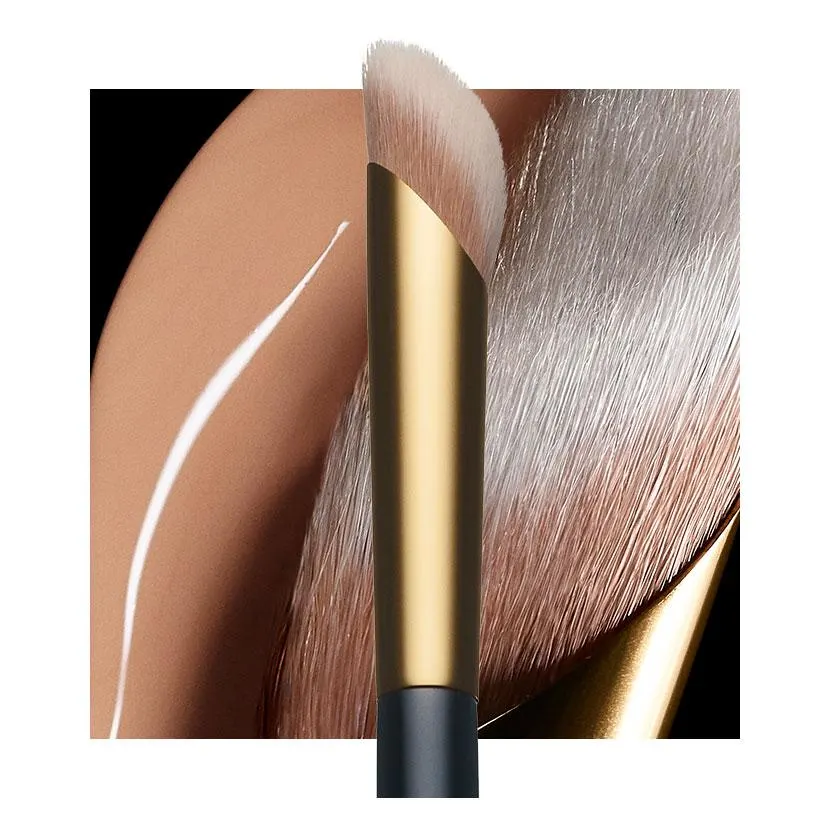 Pat McGrath Concealer Brush Vs Zoeva Concealer Brush - Dupe Alert!
