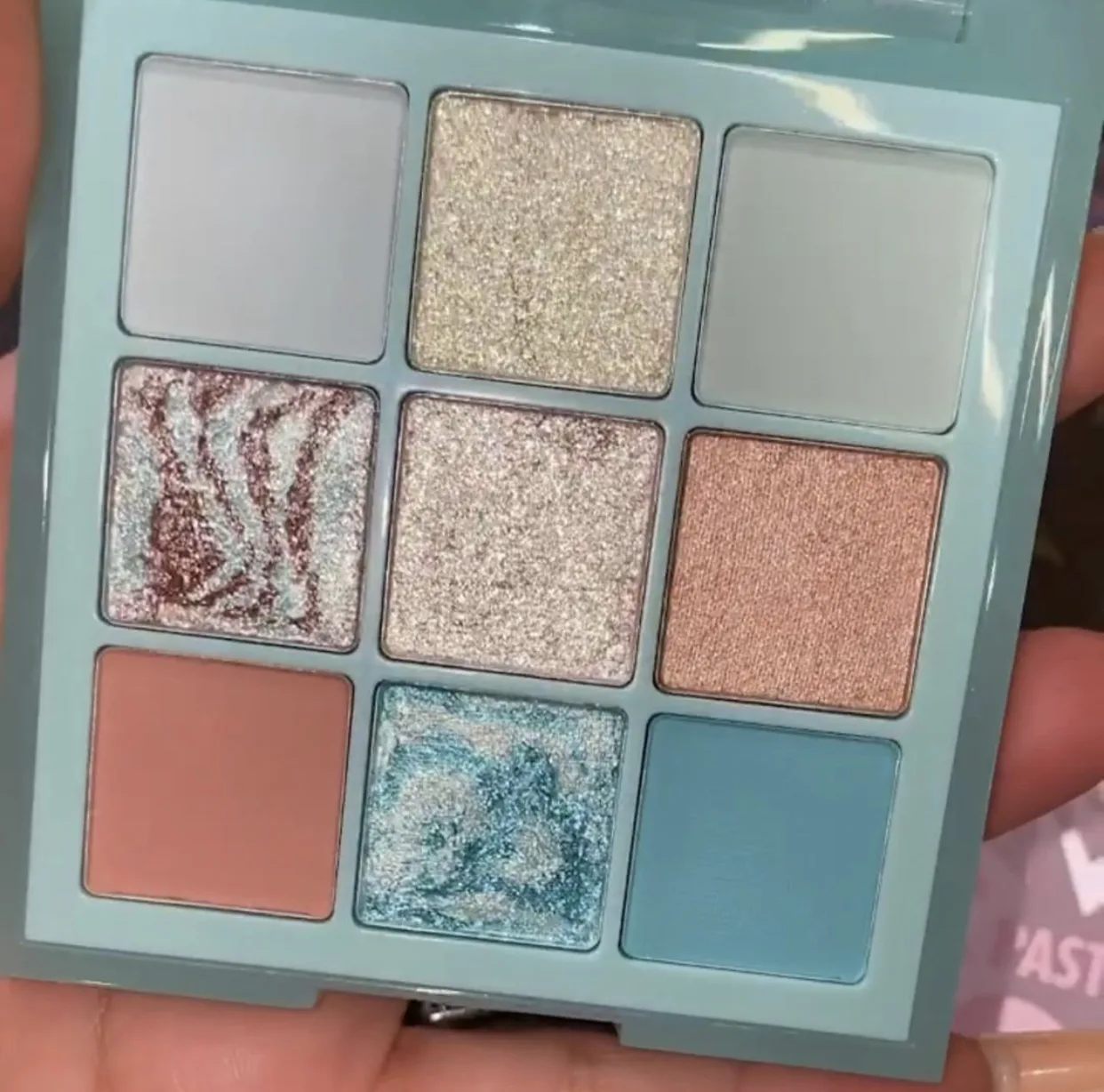 Huda Beauty Pastels Obsessions Palettes