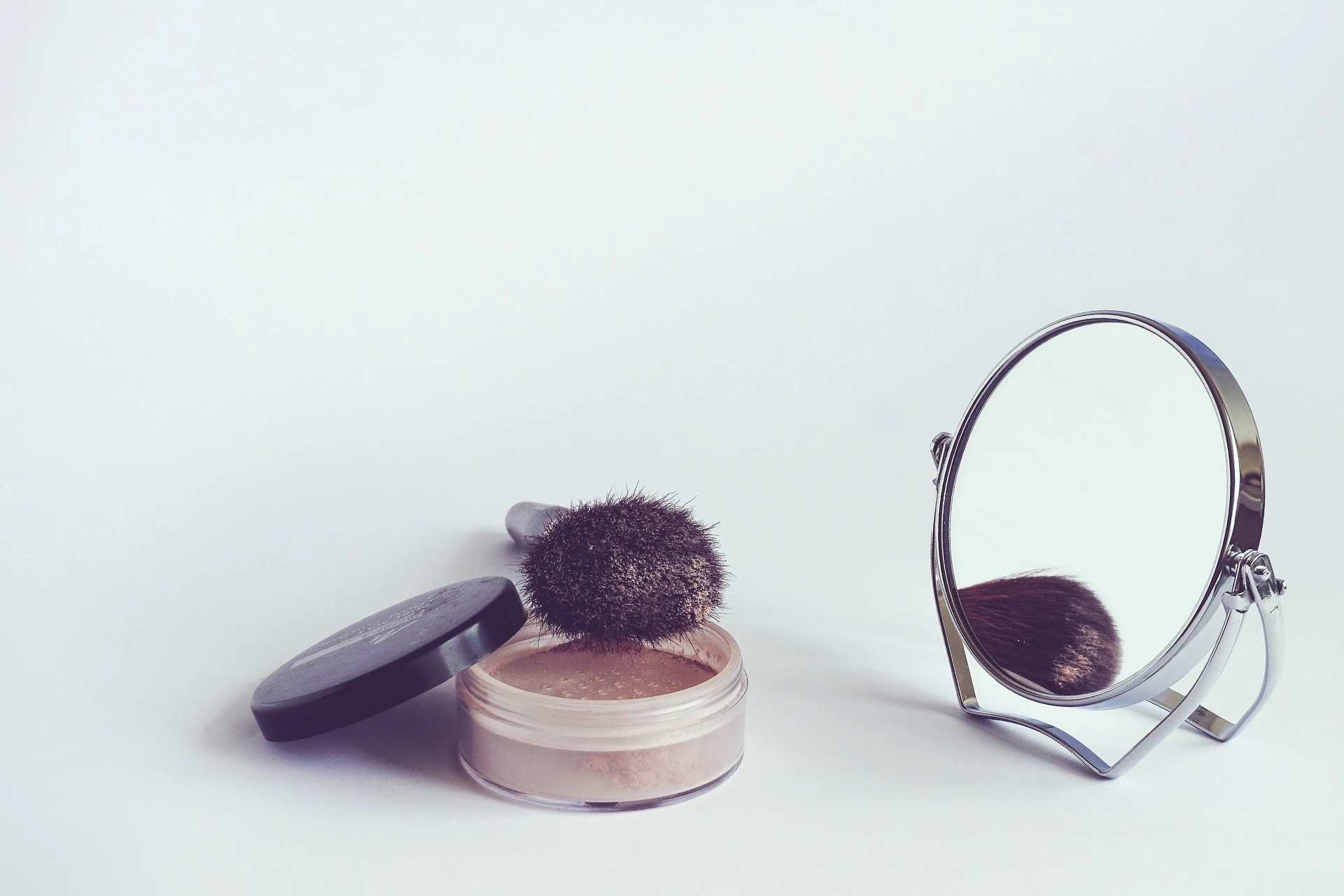 10 Viral TikTok Beauty Hacks