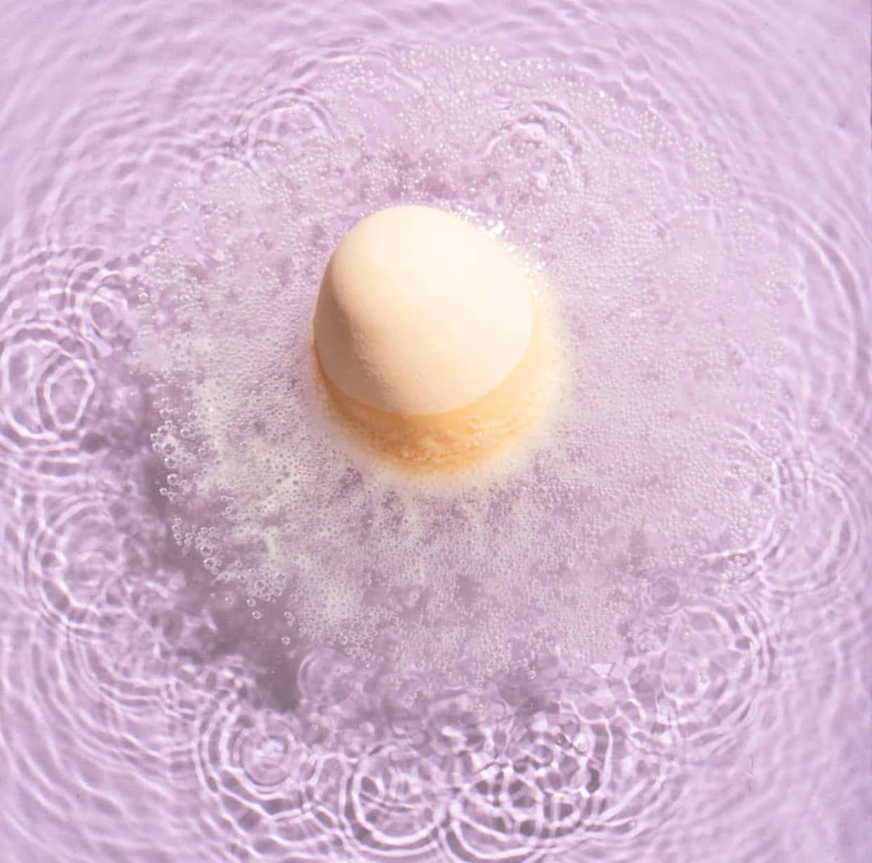Essence You’re The Bomb Bath Bomb Set 5 Essence You’re The Bomb Bath Bomb Set