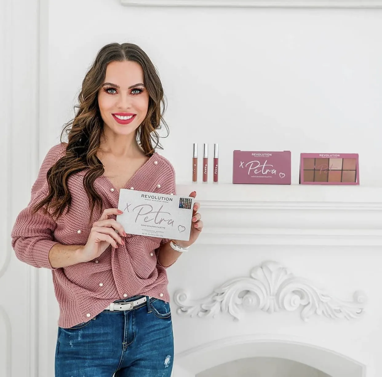 Revolution x Petra XOXO Contour and Highlight Palette