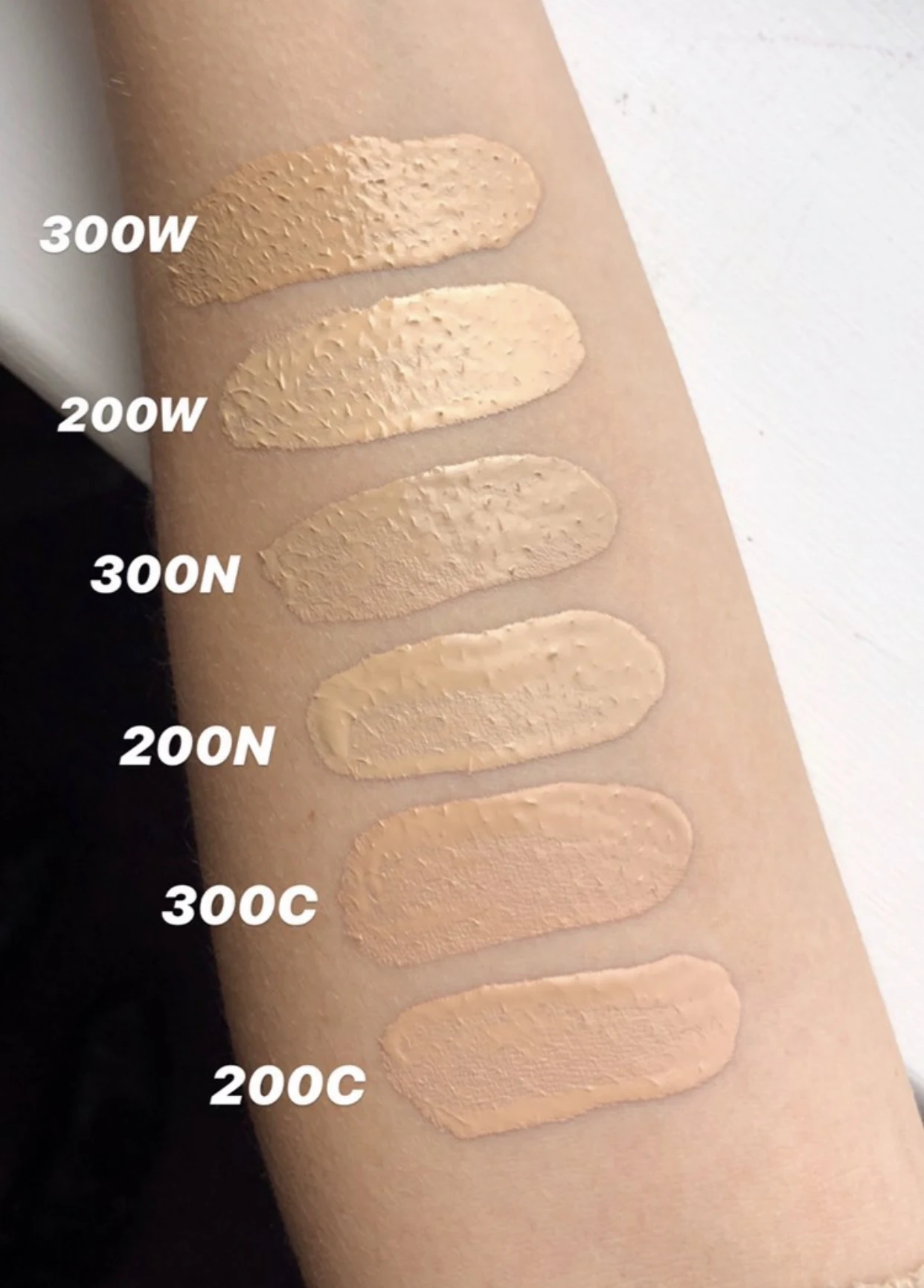 By Terry Hyaluronic Hydra Foundation