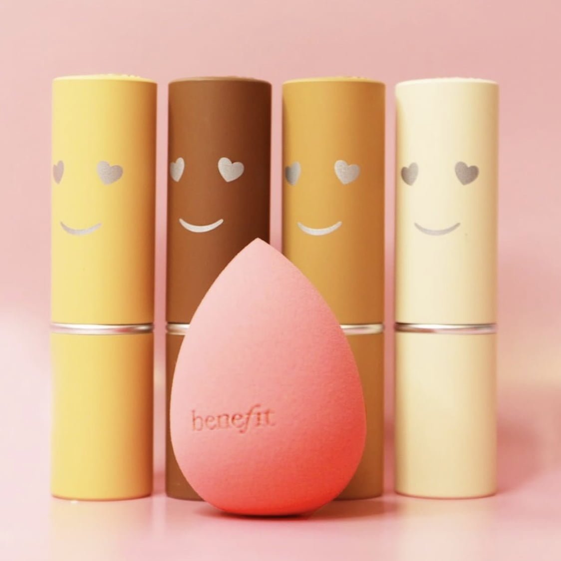 Benefit Hello Happy Makeup Sponge