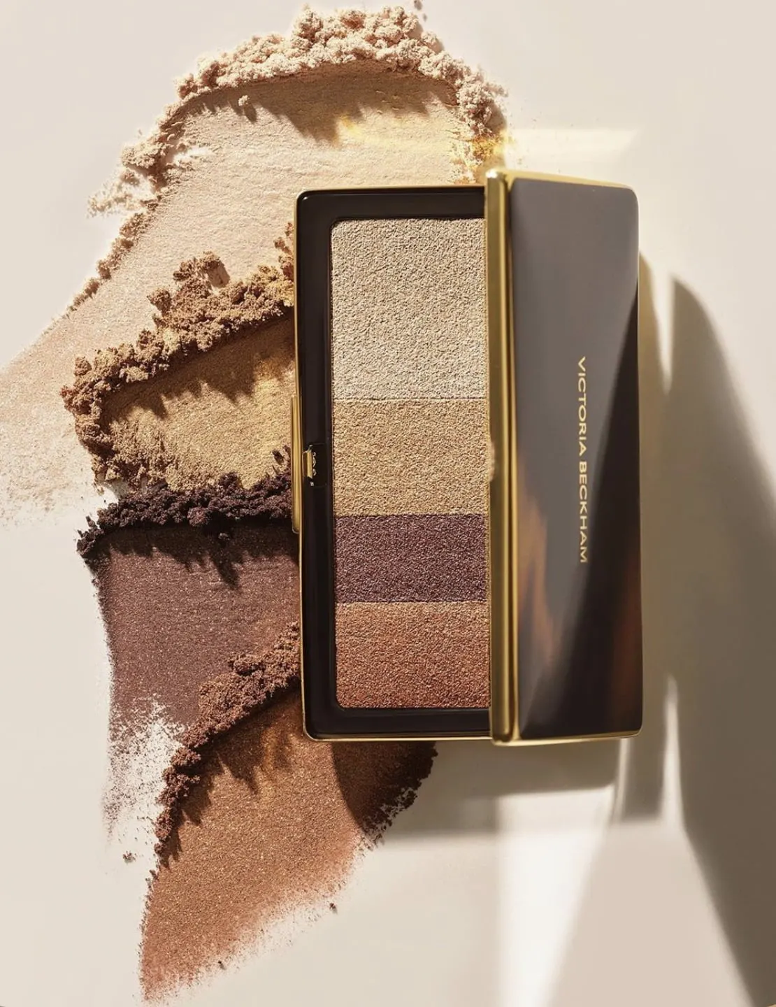 Victoria Beckham Beauty Silk Smoky Eye Brick 1 Victoria Beckham Beauty Silk Smoky Eye Brick