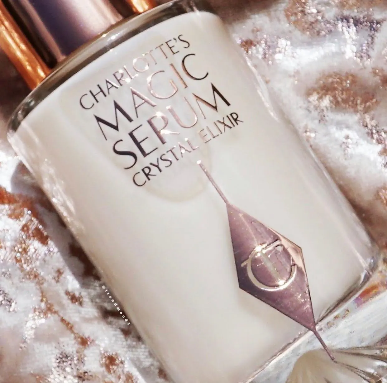 Charlotte Tilbury Charlotte's Magic Serum Crystal Elixir 4 Charlotte Tilbury Charlotte's Magic Serum Crystal Elixir