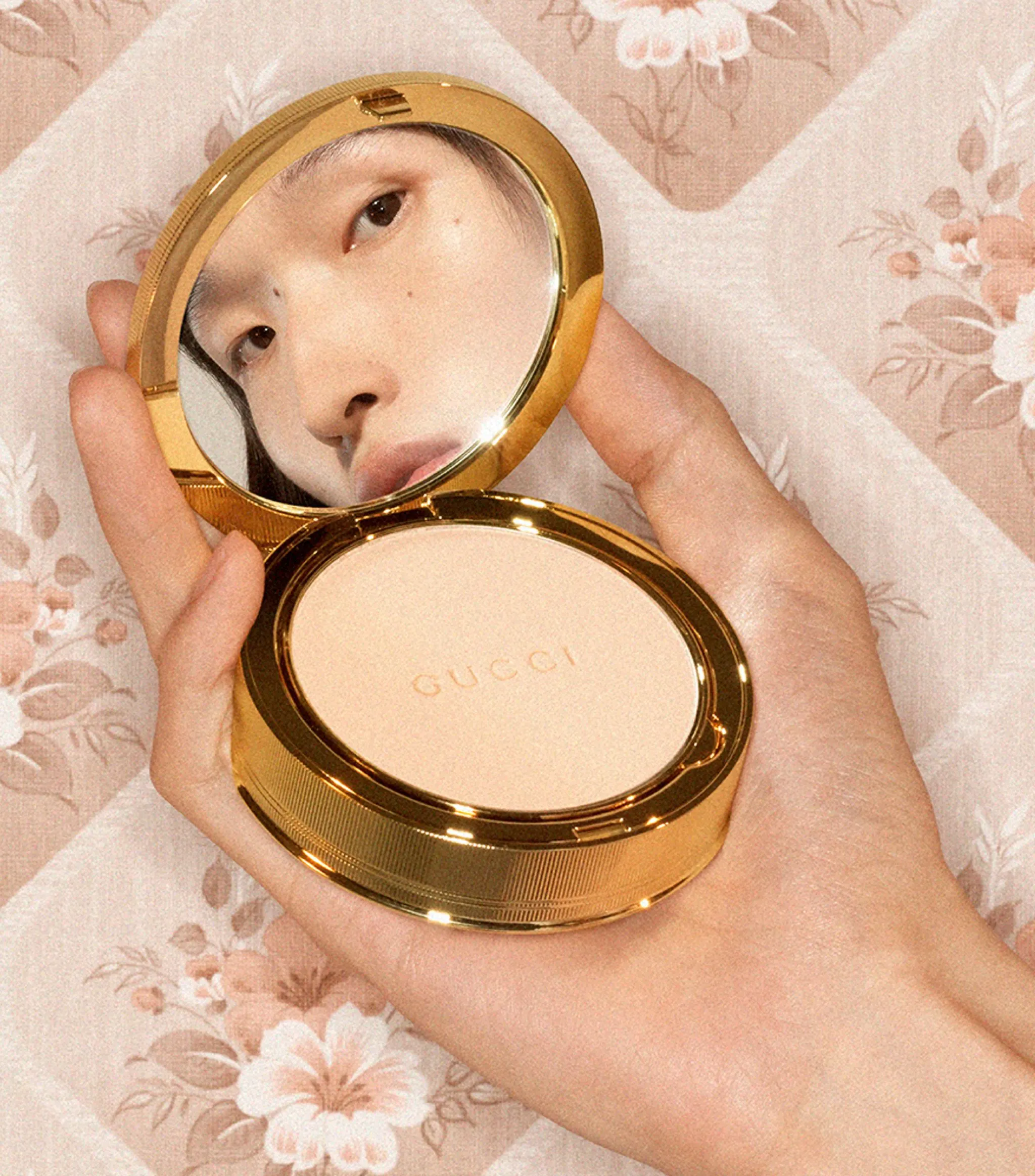 Gucci Poudre de Beaute Mat Naturel Powder