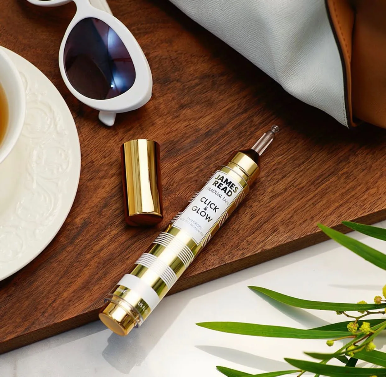 James Read Click & Glow Gradual Tan Gel Drops