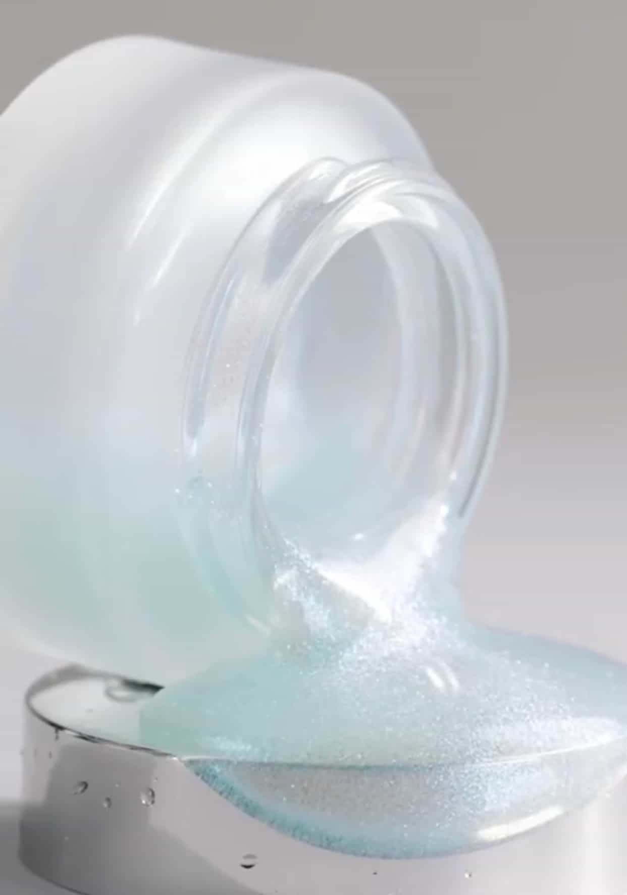XX Revolution H2 Glow Bomb Primer