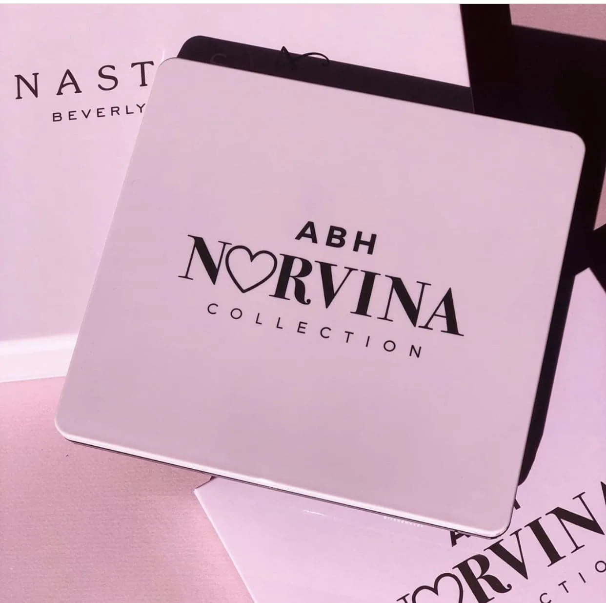 Anastasia Beverly Hills Norvina Pro Pigment Vol 4 Palette Reveal & Swatches!