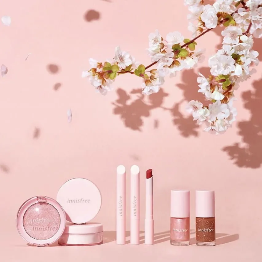Innisfree Cherry Blossom Luminizer