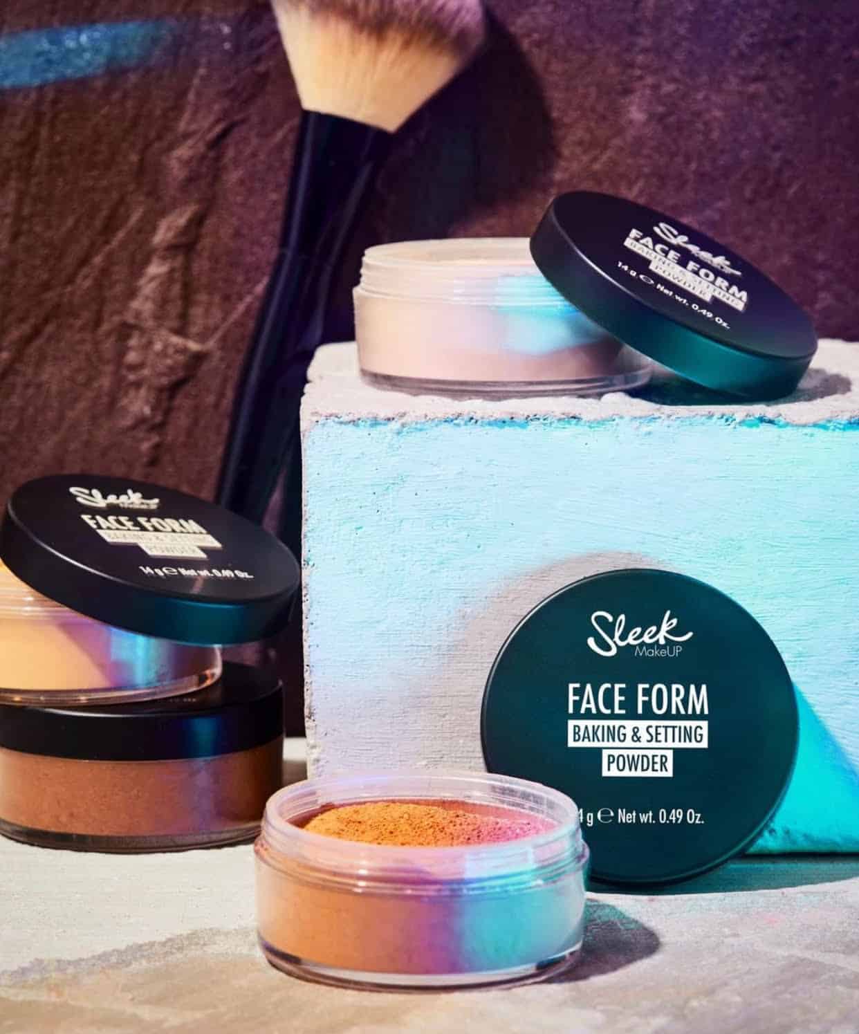 Sleek MakeUP Face Form Baking and Setting Powder