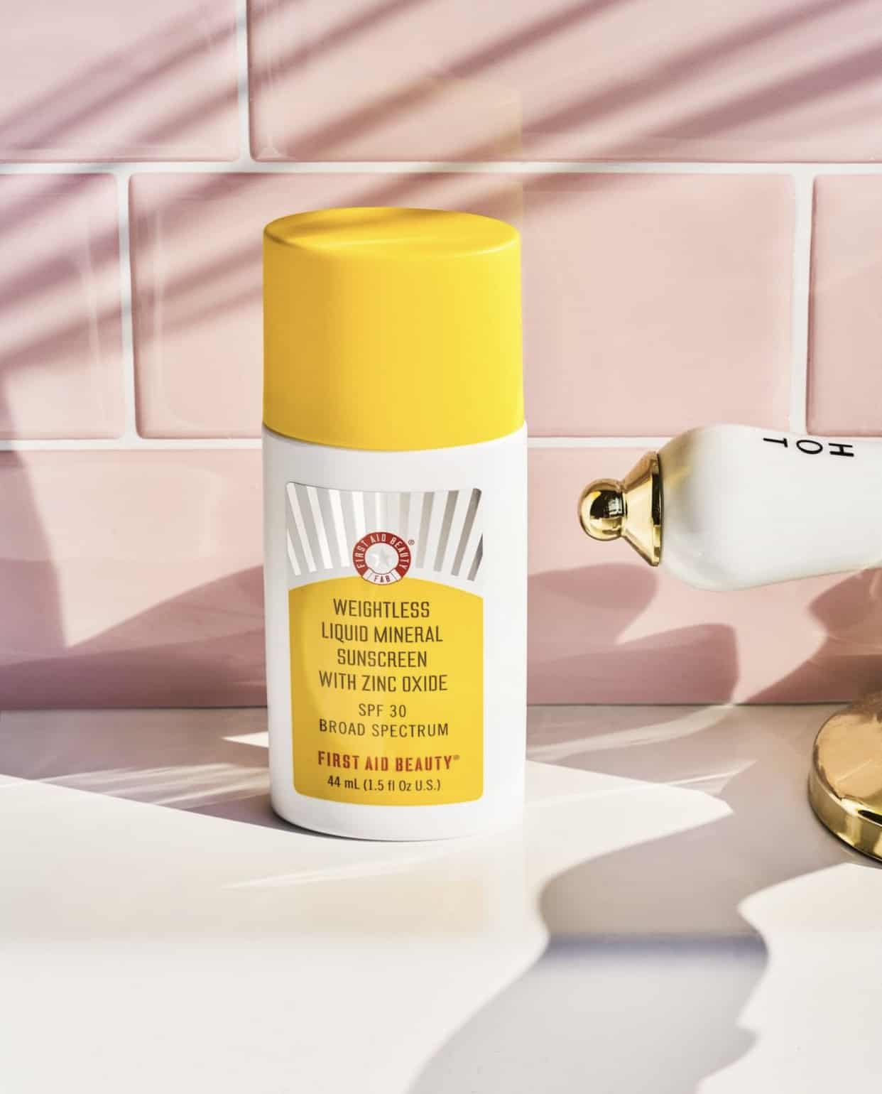First Aid Beauty Weightless Liquid Mineral Sunscreen