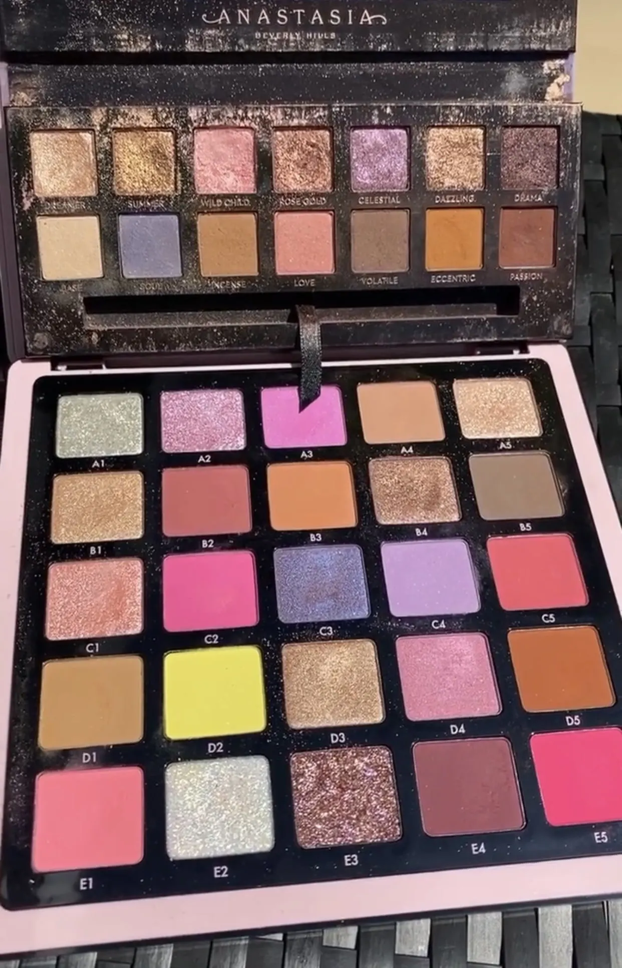 Anastasia Beverly Hills Norvina Pro Pigment Vol 4 Palette