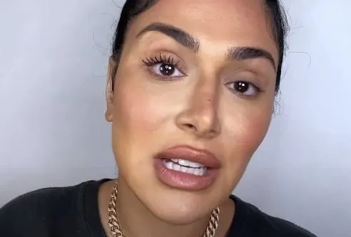 Huda Beauty Legit Lashes Mascara 6