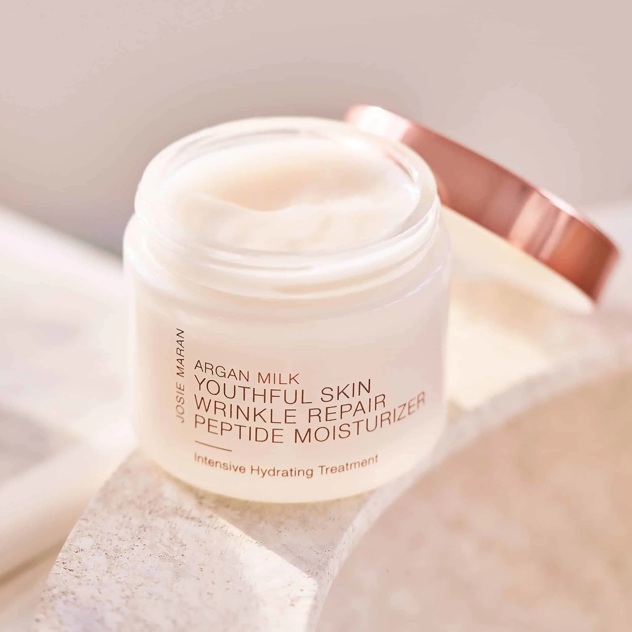 Josie Maran Youthful Skin Wrinkle Repair Peptide Moisturizer