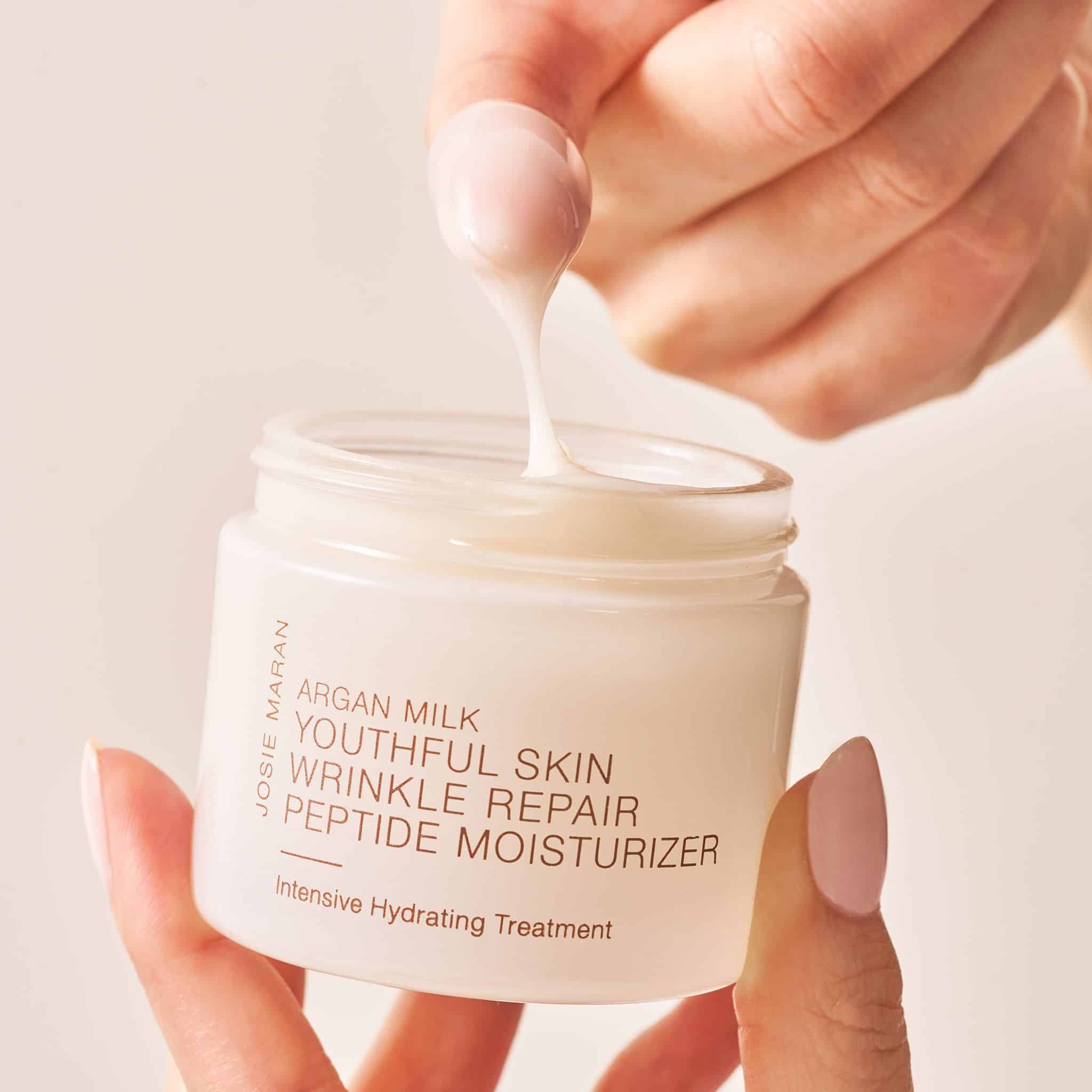 Josie Maran Youthful Skin Wrinkle Repair Peptide Moisturizer
