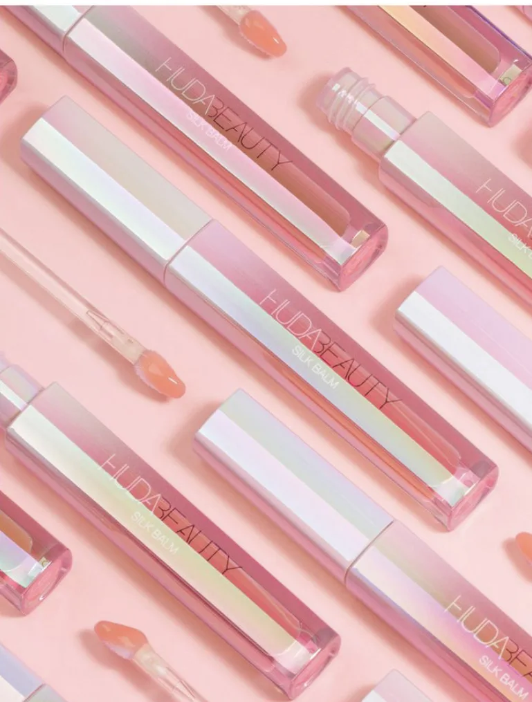 Huda Beauty Silk Hydra Plumping Lip Balm