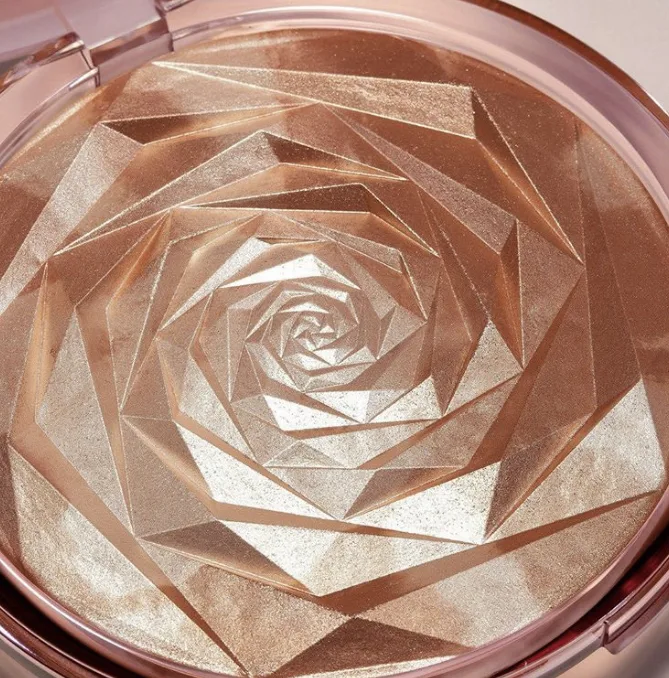 Huda Beauty NYMPH All Over Highlighting Powder
