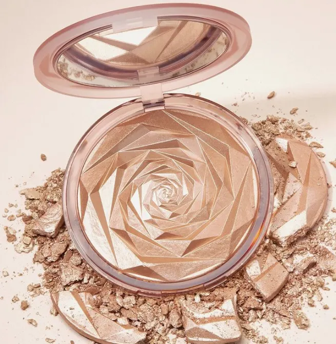 Huda Beauty NYMPH All Over Highlighting Powder