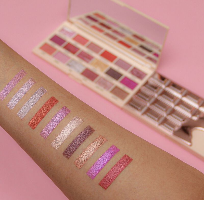 I Heart Revolution Marble Rose Gold Chocolate Eyeshadow Palette