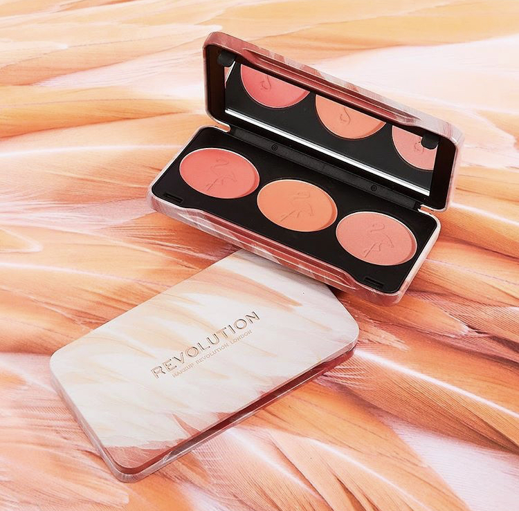 Revolution Flamingo Oh My Blush Palette