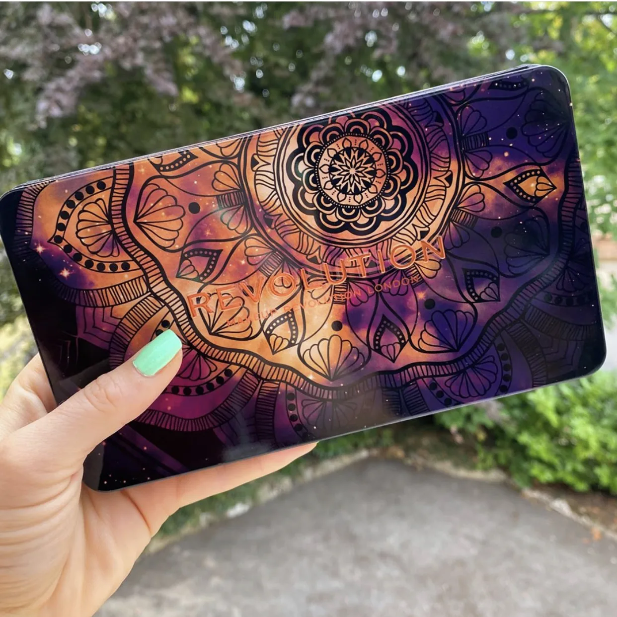 Revolution Forever Flawless Spirituality Palette