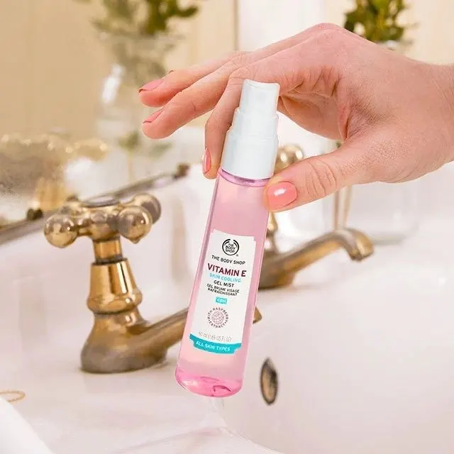 The Body Shop Vitamin E Skin Cooling Gel Mist