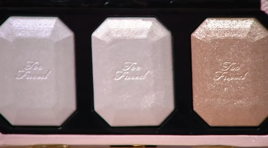 Too Faced Diamond Light Highlighter Trio Palette