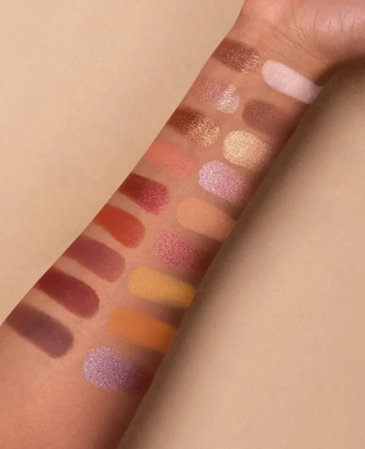 Catrice Reach Up For The Sunrise Eyeshadow Palette