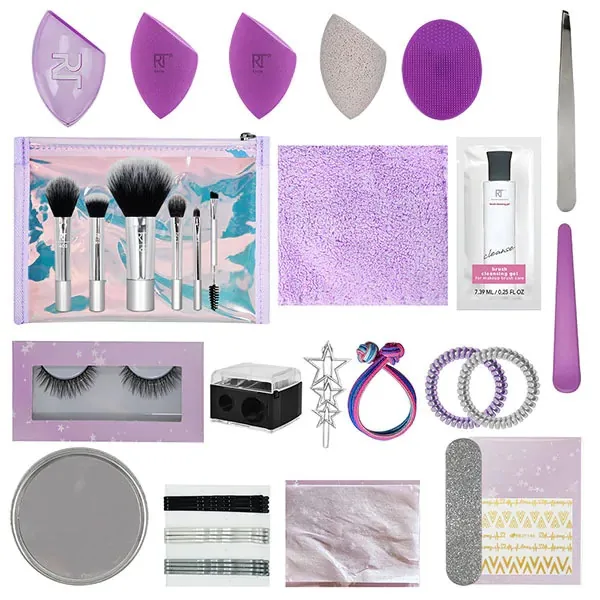 Real Techniques 25 Days of Beauty Advent Calendar 2020 Contents Reveal