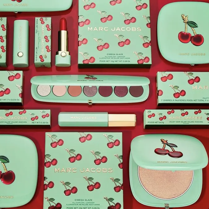 Marc Jacobs Very Merry Cherry O!Mega Glaze All Over Foil Luminizer