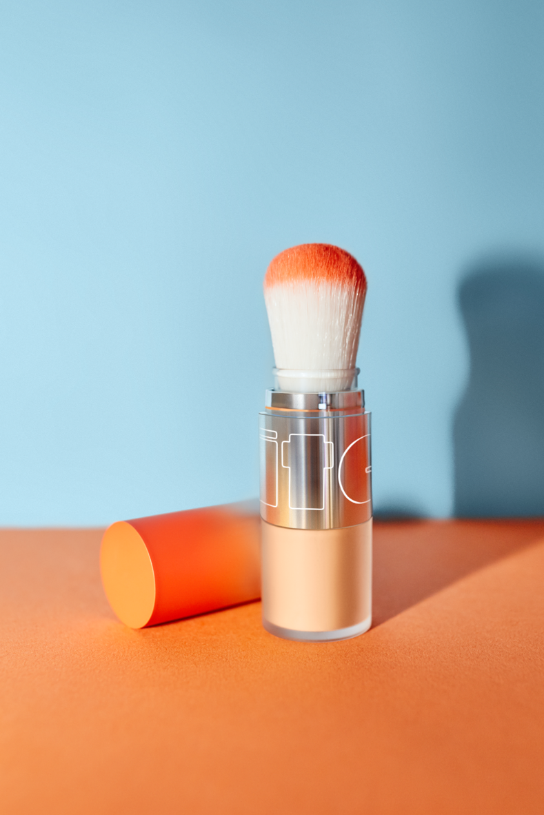 Item Beauty Powder Hour Blot, Brighten & Blur Powder
