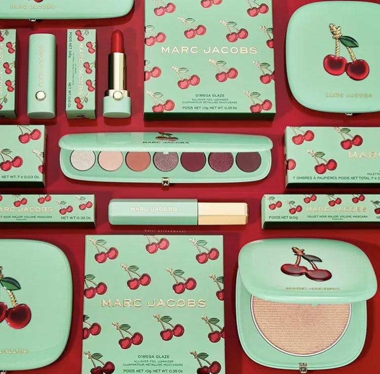 Marc Jacobs Very Merry Cherry Eye-Conic Eyeshadow Palette | Holiday 2020