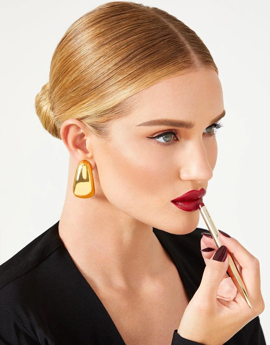 Hourglass Sculpture Holiday Collection 2020