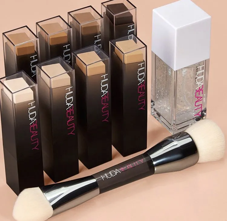 Huda Beauty #FauxFilter Skin Finish Stick Foundation