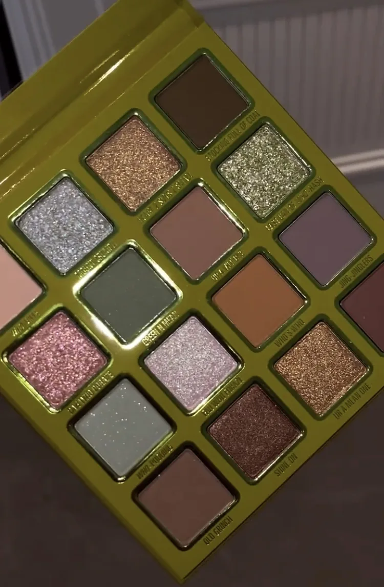 Kylie Cosmetics x The Grinch Holiday Collection