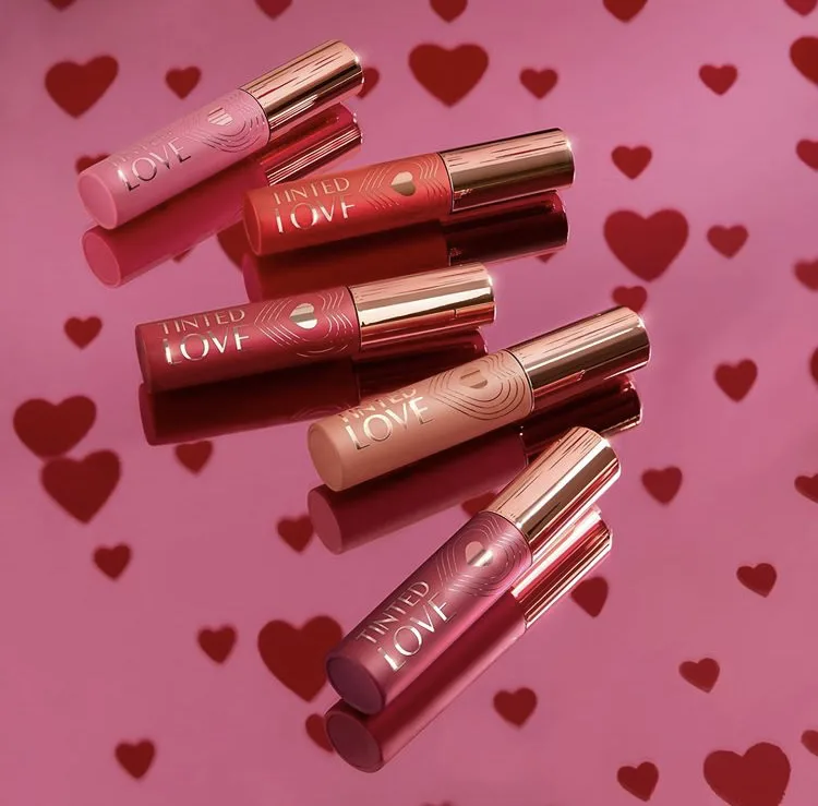 Charlotte Tilbury Tinted Love Lip & Cheek Tint