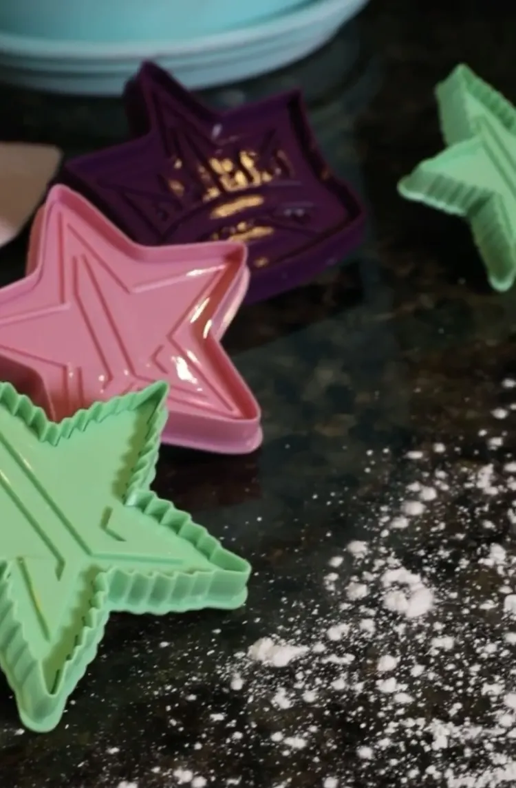 Jeffree Star Cosmetics Holiday Collection Reveal 2020