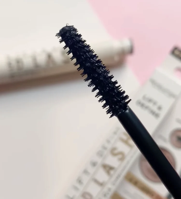 Revolution Lift & Define 5D Lash Extra Dimension Mascara