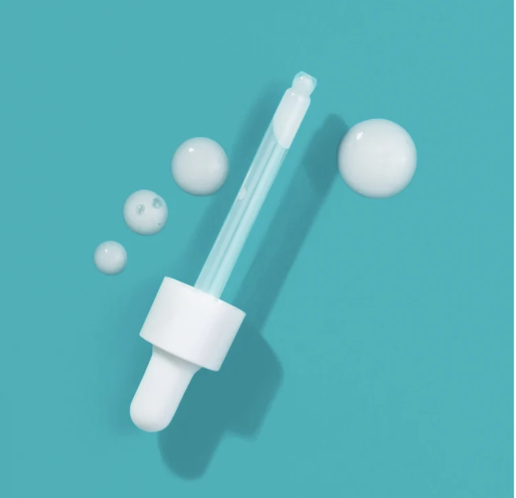 First Aid Beauty Facial Radiance Niacinamide Dark Spot Serum