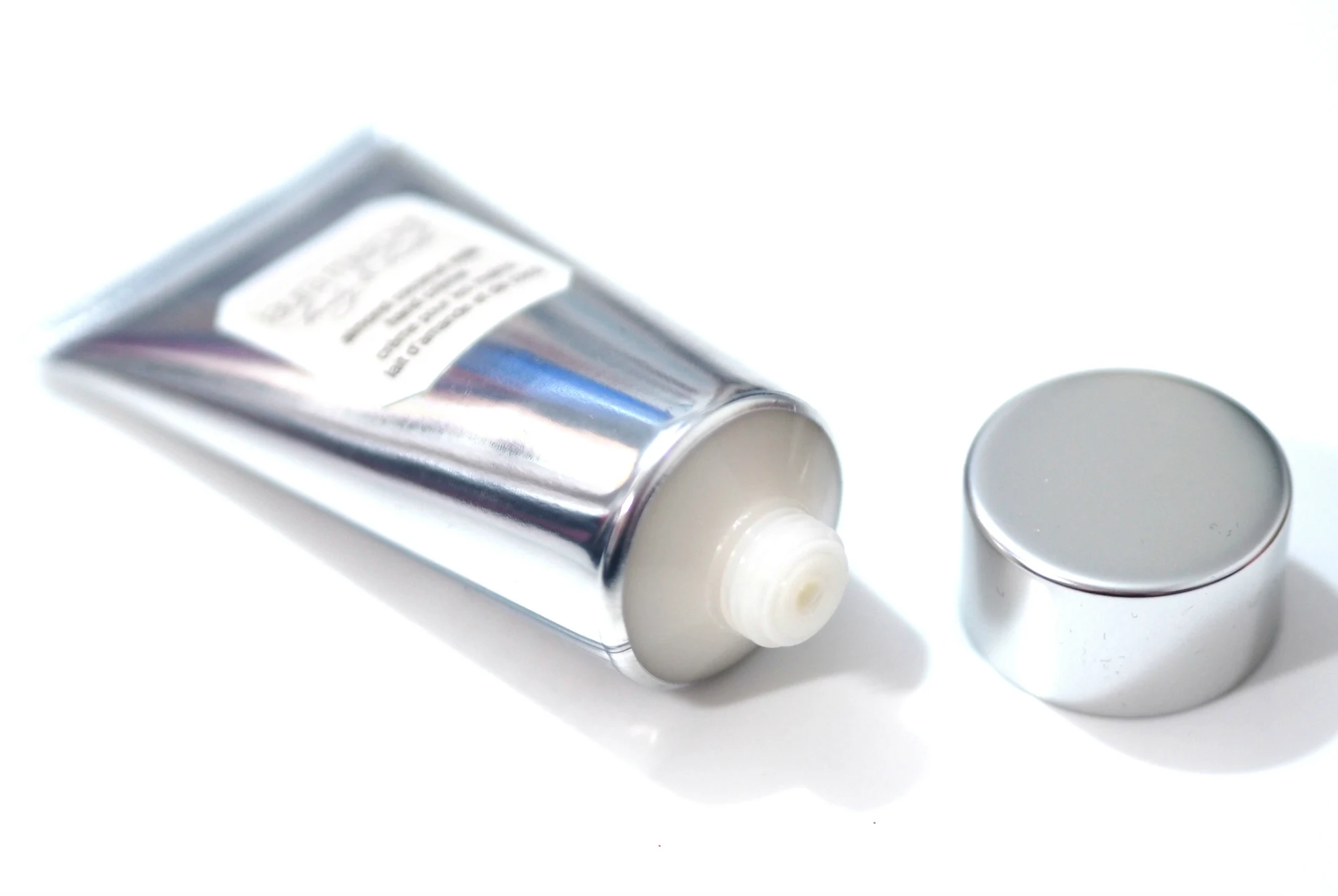 Laura Mercier Almond Coconut Milk Hand Crème Review