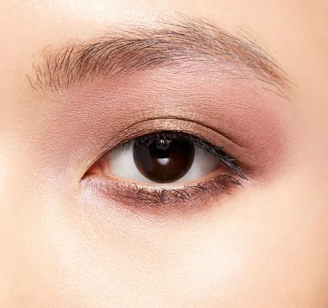MAC Sea of Plenty x 9 Eyeshadow Palette