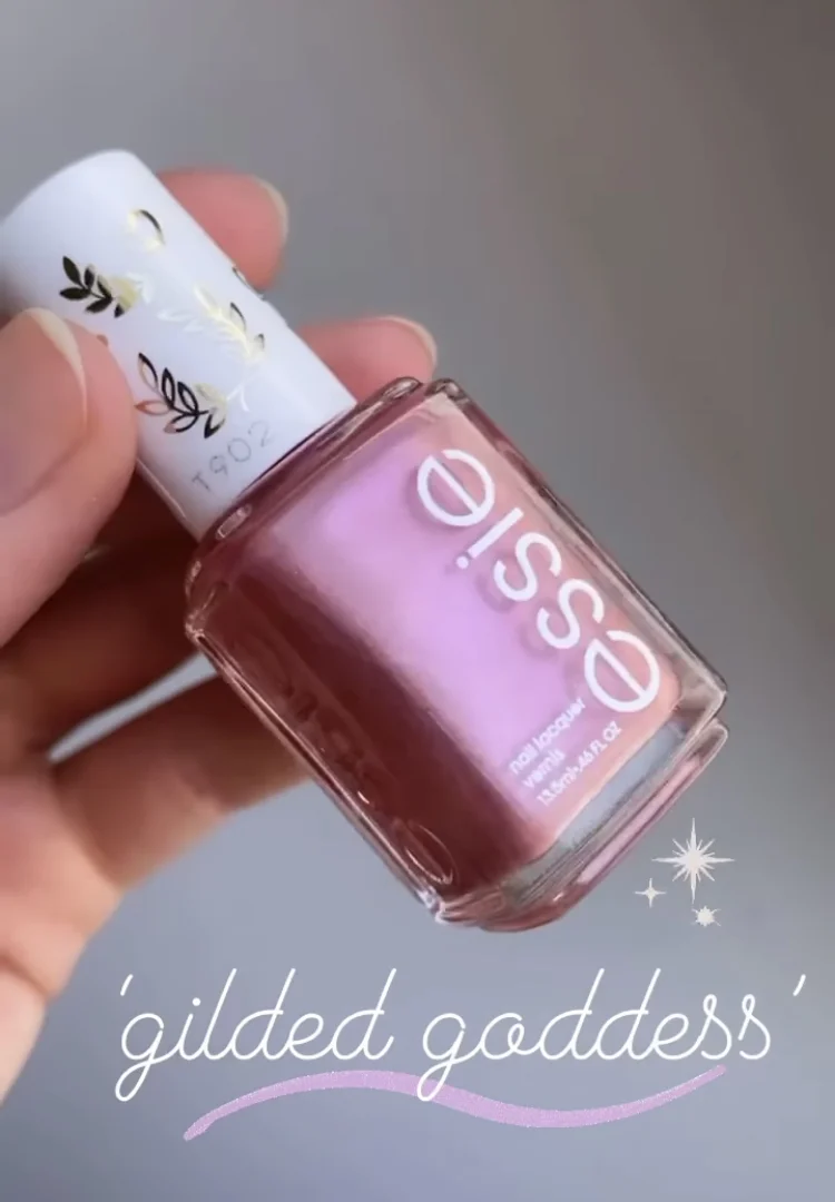 Essie Cupid's Beau Valentine's Day Collection 2021