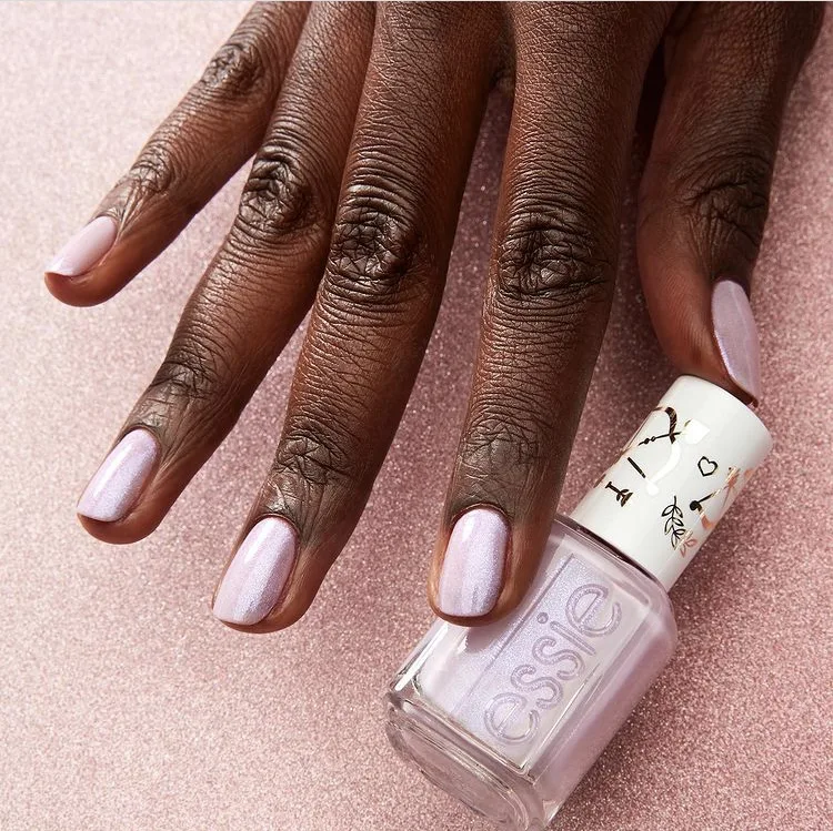 Essie Cupid's Beau Valentine's Day Collection 2021