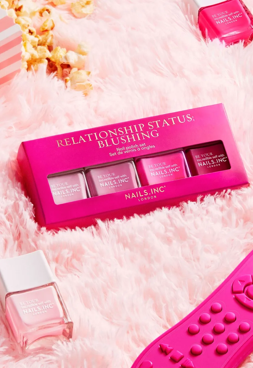 Nails Inc Relationship Status: Blushing Nail Polish Set
