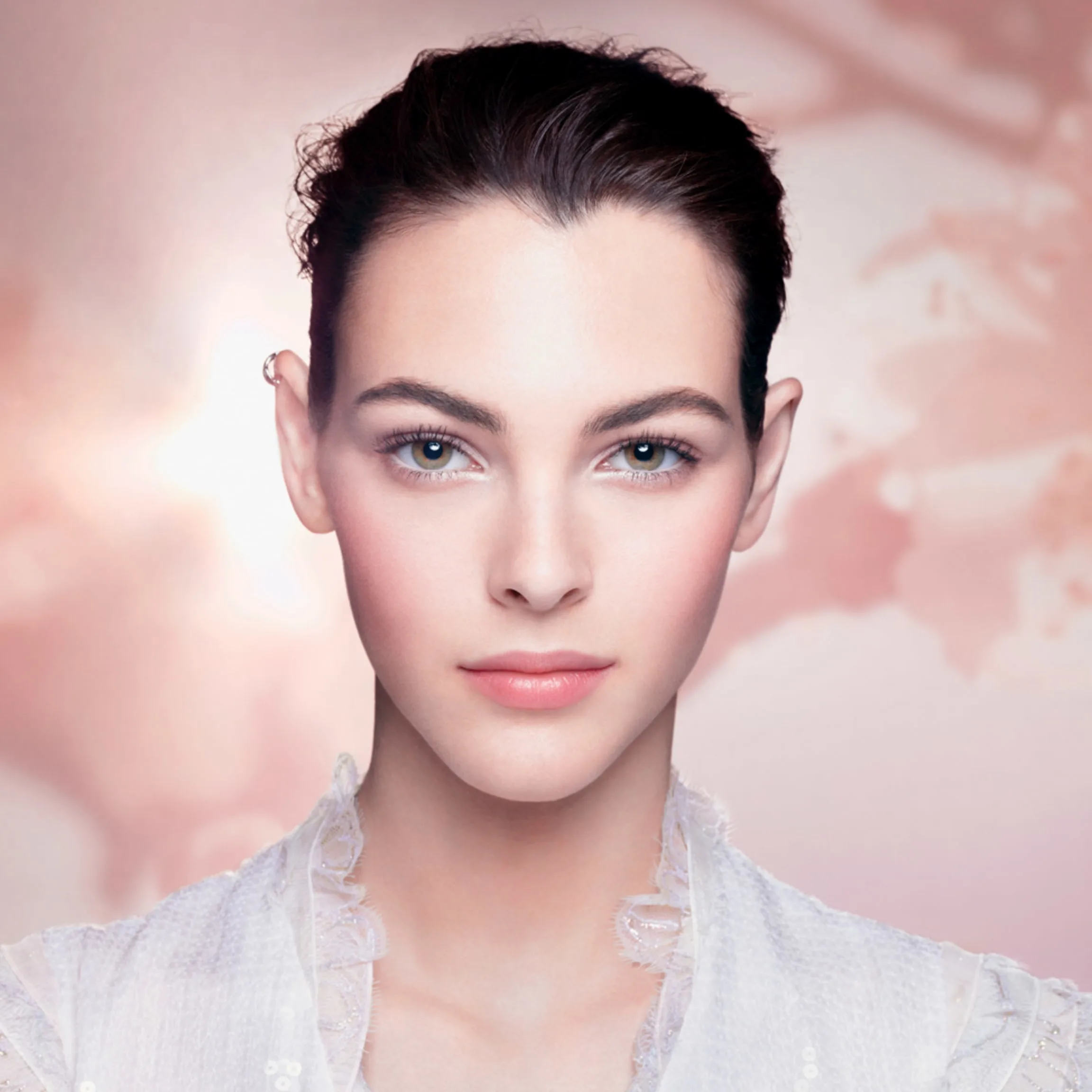 Chanel Pierres de Lumiere Poudre Lumiere Highlighting Powder
