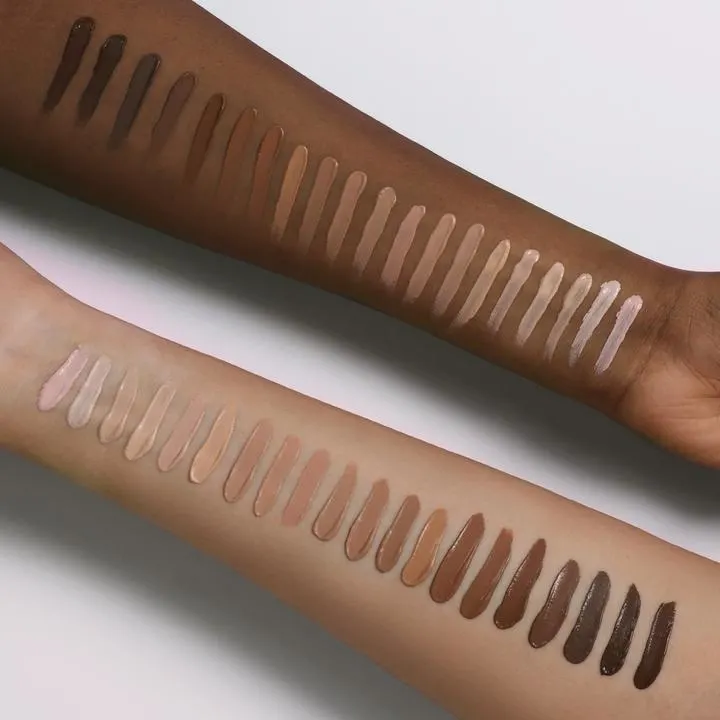 Collection Lasting Perfection Glow Foundation