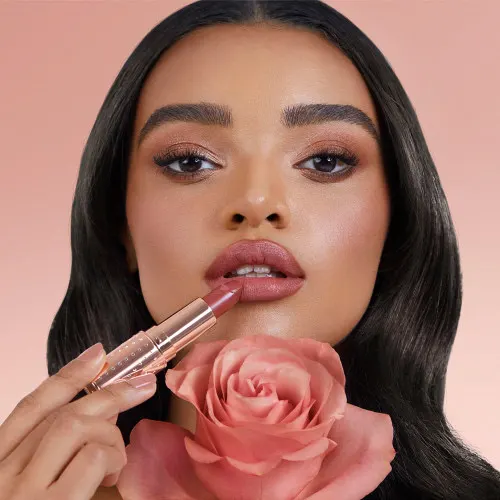 Charlotte Tilbury Mrs Kisses Look Of Love KISSING Lipstick