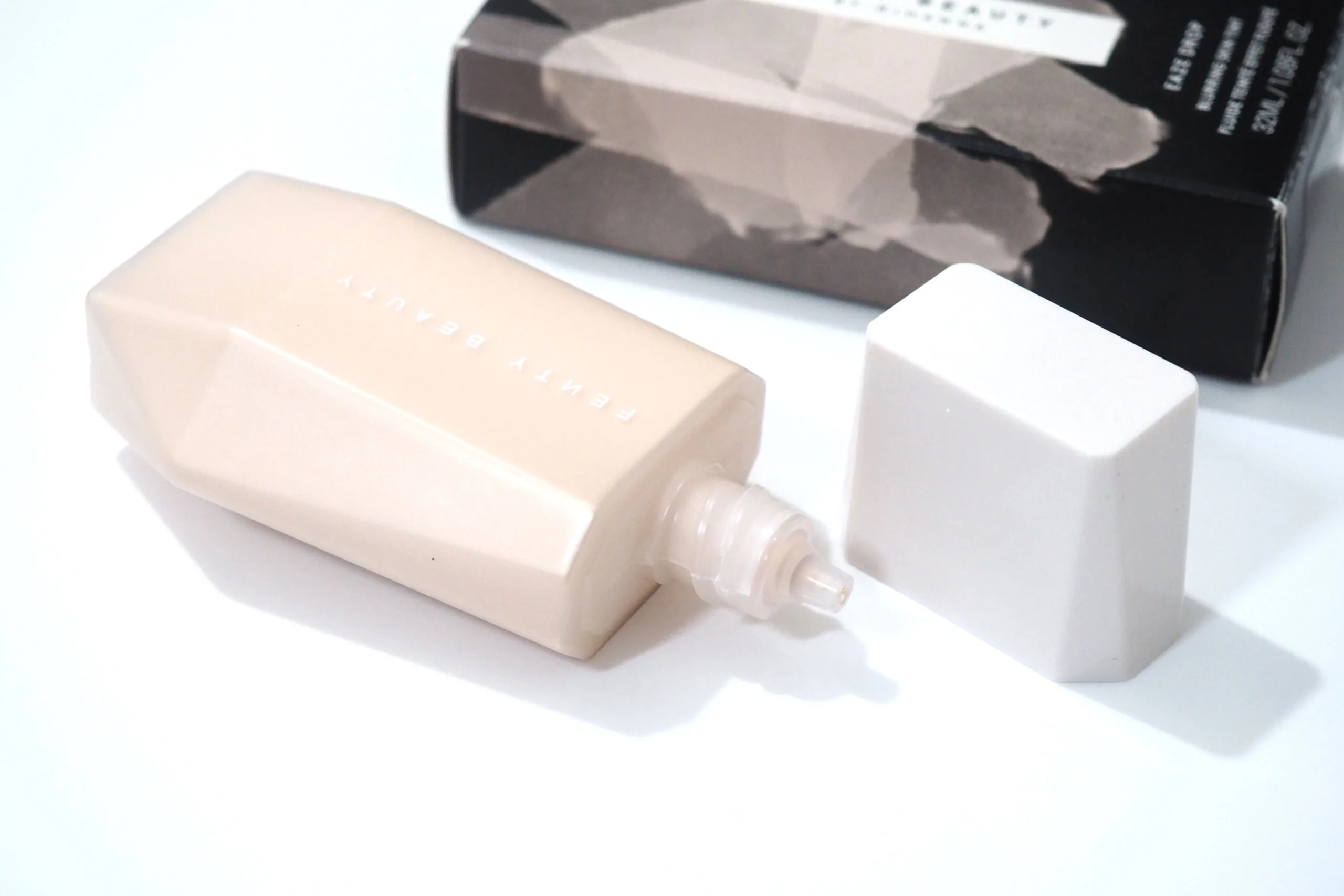 Fenty Beauty Eaze Drop Blurring Skin Tint Review Swatches